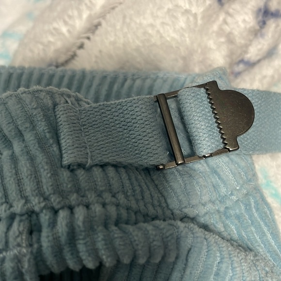 Ladies Light blue corduroy pants. - Picture 6 of 6